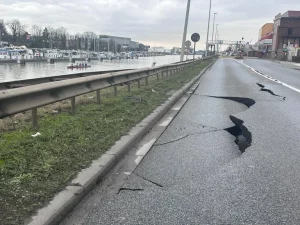 De Léon Monnoyerkaai is in beide richtingen volledig afgesloten voor het verkeer