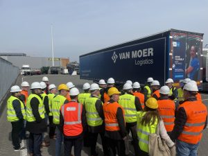 FOTOS – Bij Van Moer Logistics, steeds groeiende activiteiten